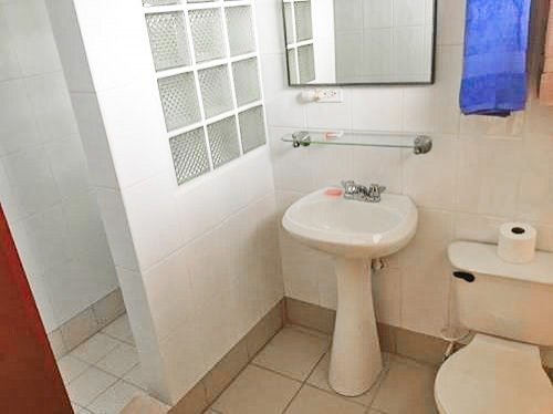 Bathroom at Michelo Suites in Placencia, Belize