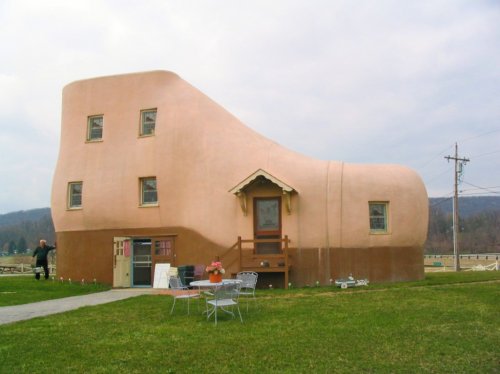 Haines Shoe House in Hellam, PA