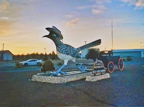 Fort Stockton, TX – Paisano Pete, The World’s Second Largest Roadrunner 