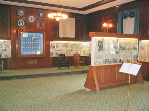 exhibits at the SOLDIERS AND SAILORS MEMORIAL HALL AND MUSEUM in Pittsburgh