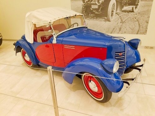 car at the Car and Carriage Museum in Pittsburgh