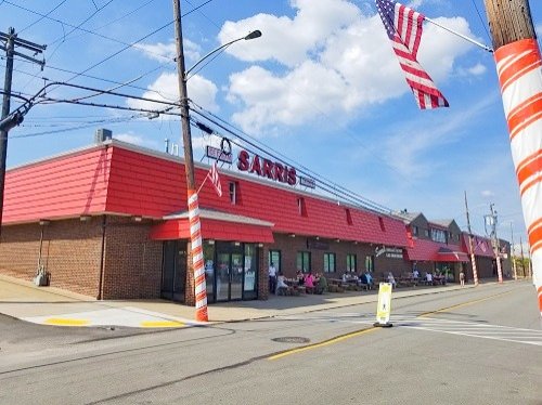 SARRIS CANDIES store