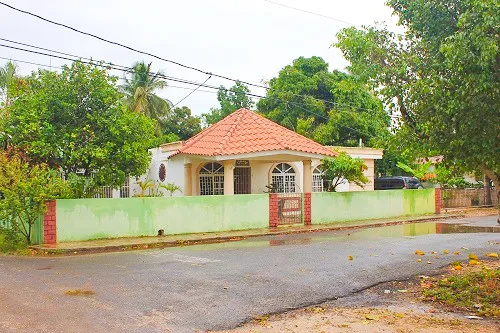 A house seen during a Walking tour of La Romana