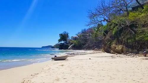 PLAYA CACIQUE in the Pearl Islands in Panama