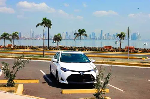 Amador Causeway (Calzada de Amador) in Panama City