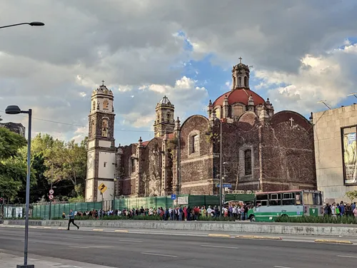 Iglesia de San Hipólito y San Casiano in Mexico City