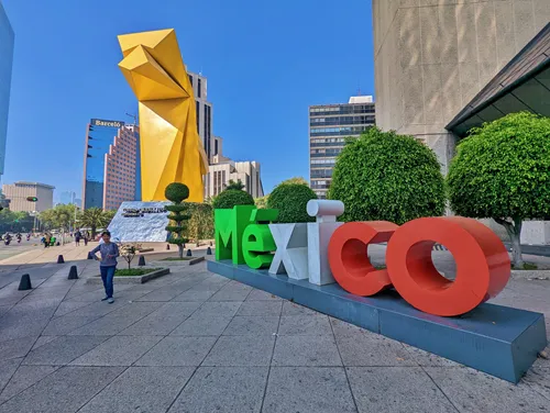 Torre Caballito and the nearby Mexico sign in Mexico City