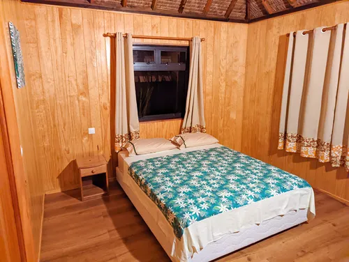 Airbnb Fare HeiHani Beach Bungalow in Bora Bora in French Polynesia