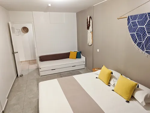 Studios Painapo 24 - Airbnb in downtown Papeete in French Polynesia