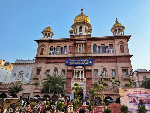 Gurudwara Sis Ganj Sahib in Chandni Chowk in Delhi in India