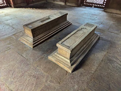 Barber's Tomb (Nai ka Gumbad) at Humayun’s Tomb in Delhi in India