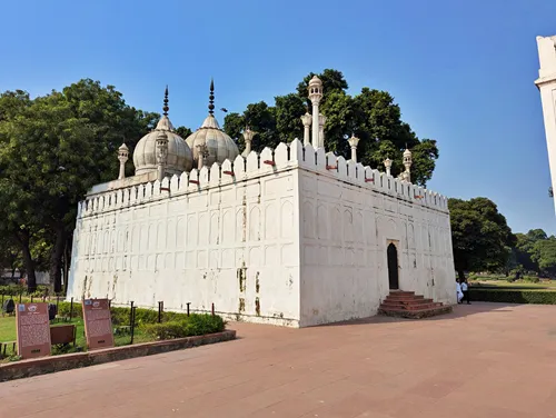 Moti Masjid (The Pearl Mosque) in the Red Fort (Lal Qila) in Delhi in India