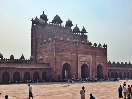 Badshahi Darwaza (The Emperor's Gate) at Jama Masjid at Fatehpur Sikri Fort in India