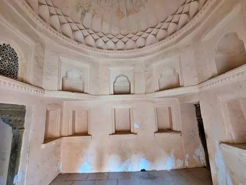 Sukh Niwas (Hall of Pleasure) in Amber Palace in Jaipur in India