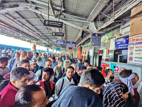 Crowded train station in India