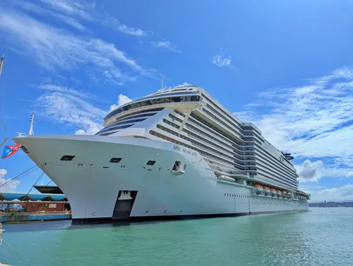 cruise ship