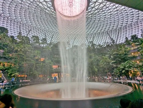 Changi Airport: Rain Vortex at Jewel in Singapore
