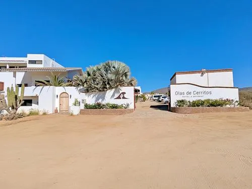 Hotel Olas de Cerritos near Todos Santos