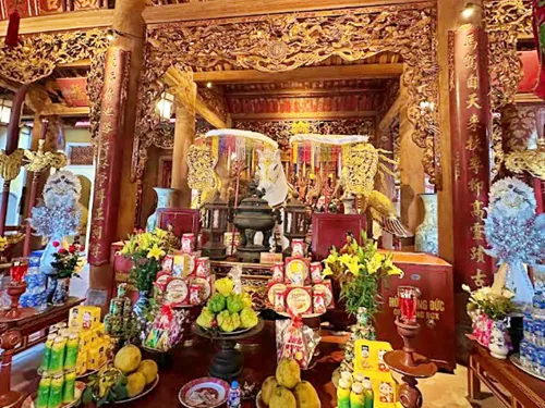 Bạch Mã Temple in Hanoi in Vietnam