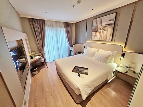 photo of a bedroom in CLASSYC Hotel, Hanoi in Vietnam