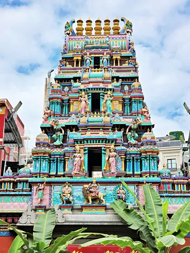 photo of the Hundu art above the entrance of Mariamman Hindu Temple in Ho Chi Minh City, Vietnam