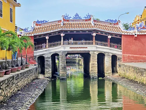 photo of the exterior of the Japanese Covered Bridge in Hoi An in Vietnam