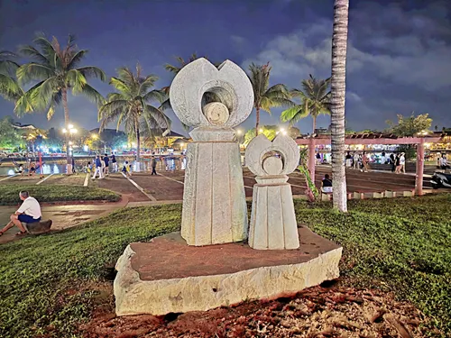 statue at Hoi An Sculpture Promenade in Vietnam