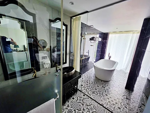 photo a bathroom at Lalita Boutique Hotel and Spa Ninh Binh in Vietnam