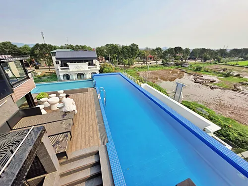 photo the roof top pool at Lalita Boutique Hotel and Spa Ninh Binh in Vietnam